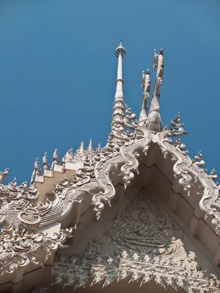 白い仏塔の頂上 — ストック写真