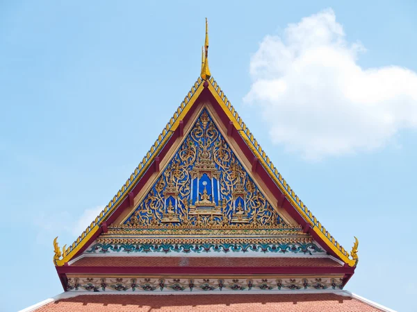 Tempel gable dak — Stockfoto