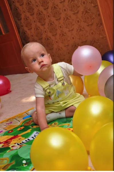 Kid and balloons — Stock Photo, Image