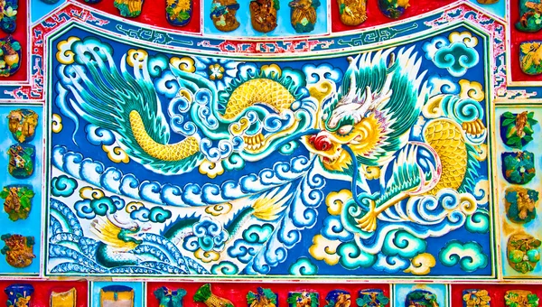 The Colorful of dragon on wall of joss house — Stock Photo, Image