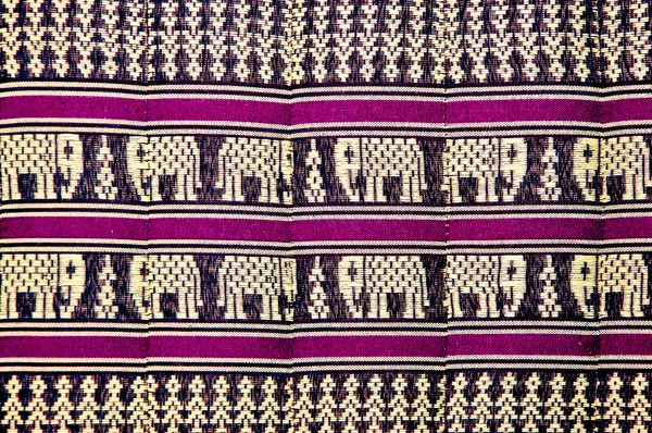 Το μοτίβο του ελέφαντα σε ταϊλανδέζικο στιλ μαξιλάρι — Φωτογραφία Αρχείου