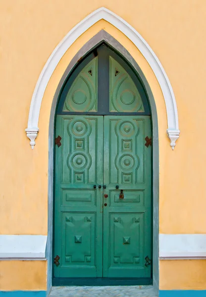 Den gamla dörr Europa stilen på ayutthaya thailand — Stockfoto