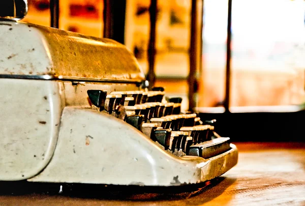 Den gamla skrivmaskinen — Stockfoto