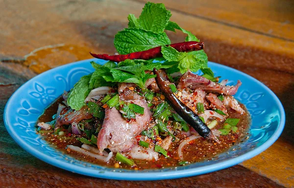 De salade pittige varkensvlees Thaise stijl — Stockfoto
