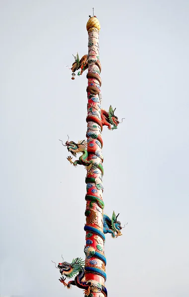 Joss hus naja och dragon pole — Stockfoto