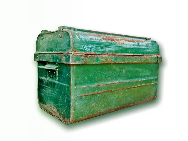 Винтажный зеленый ящик изолирован на белом фоне — стоковое фото