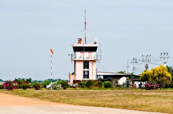 La Torre de Control de Tráfico Aéreo — Foto de Stock
