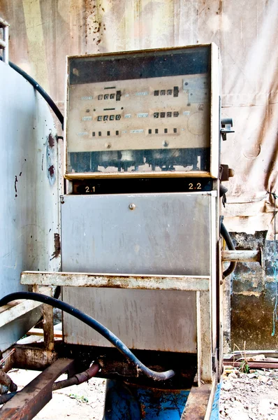 老式燃油泵 — 图库照片