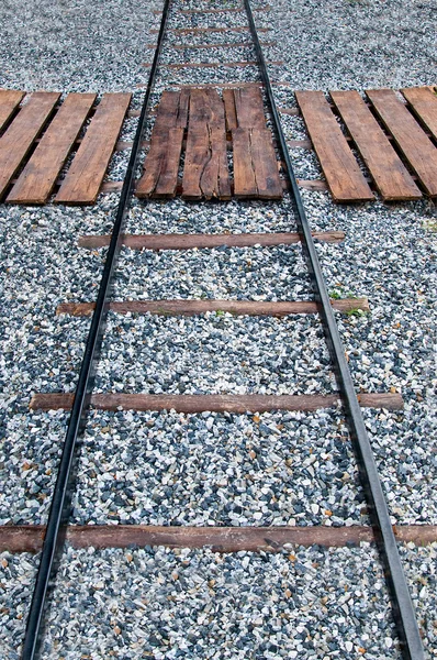 Drewno klin na kolejowej — Zdjęcie stockowe