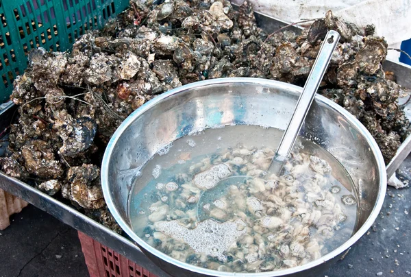 L'ostrica fresca — Foto Stock