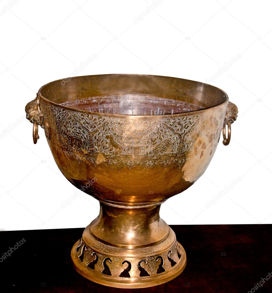 The Old antique vintage brass bowl of native thai style