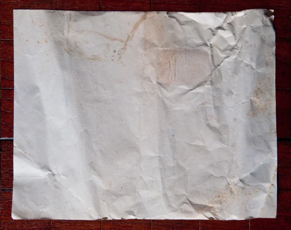 El viejo papel sobre fondo de madera — Foto de Stock