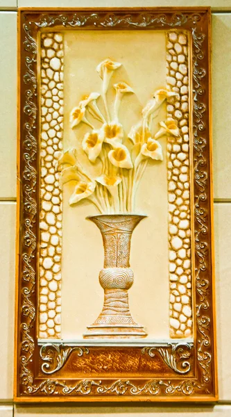 花テクスチャーと花瓶のセラミック — ストック写真