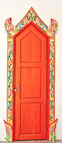 Дверь храма — стоковое фото