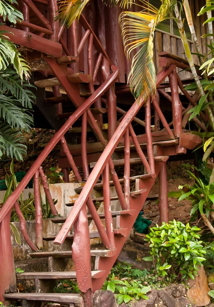 Деревянные лестницы . — стоковое фото
