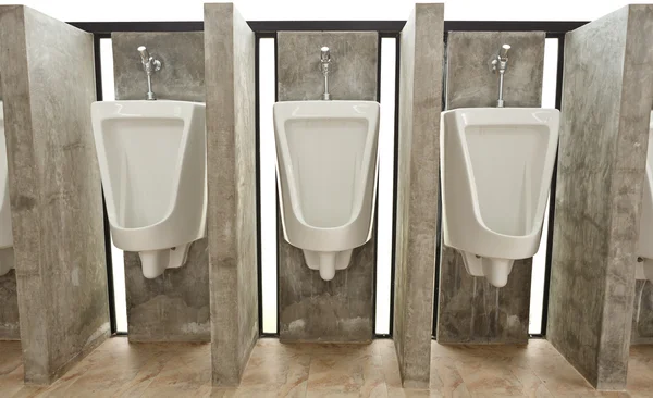 Sanitair in toilet van de mannen — Stockfoto