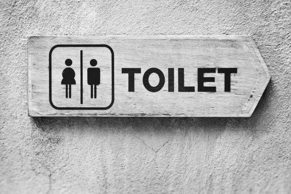Туалетный знак в черно-белом — стоковое фото
