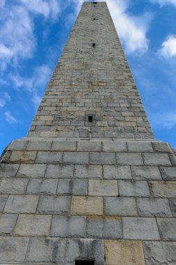 taş anıt