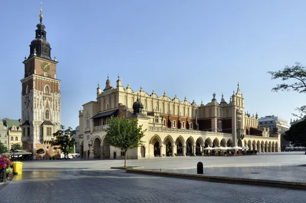 Praça do Mercado Principal (Rynek) em Cracóvia, Polônia — Fotografia de Stock