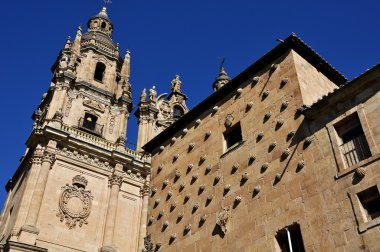 kabukları ve salamanca Üniversitesi evi