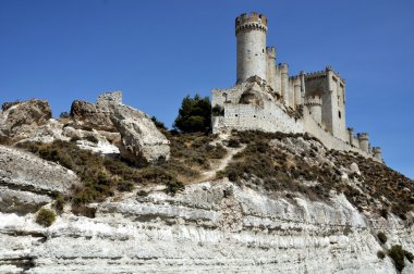 Peñafiel Castle