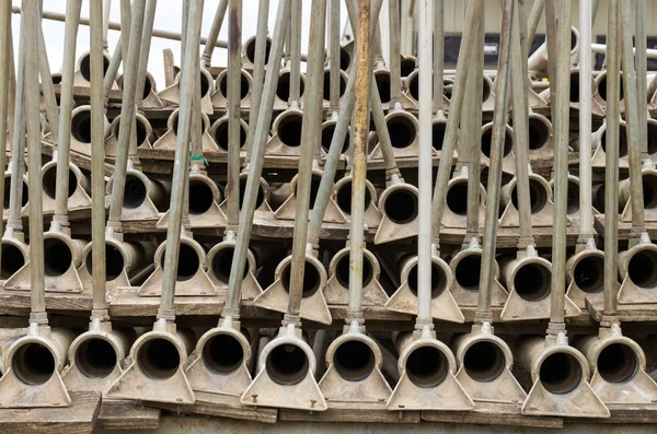 Tubo para irrigação empilhado e pronto — Fotografia de Stock