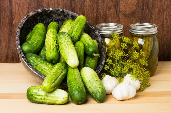 Pickles with jars of pickles — Stock Photo, Image
