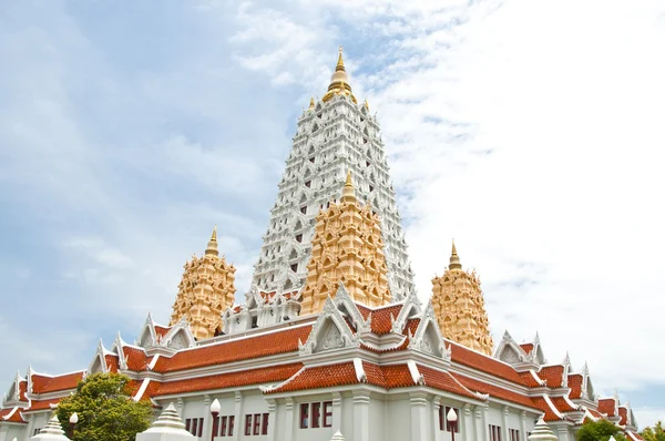 白 buddhagaya 宝塔 — 图库照片