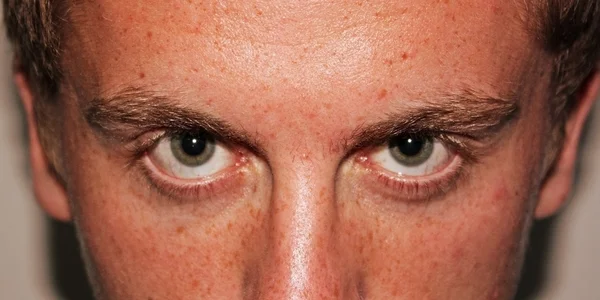 Olhos assustadores close-up — Fotografia de Stock