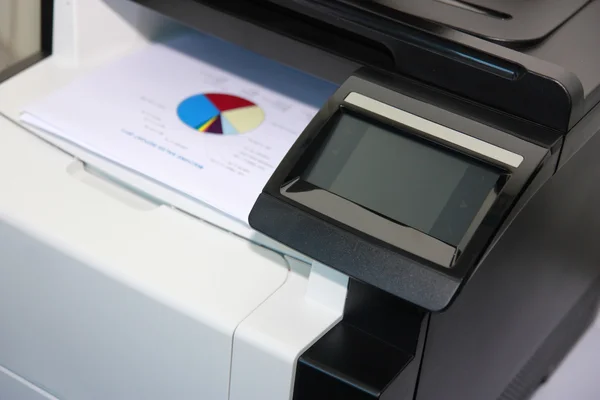 Painel de controle de tela sensível ao toque da impressora multifuncional moderna — Fotografia de Stock