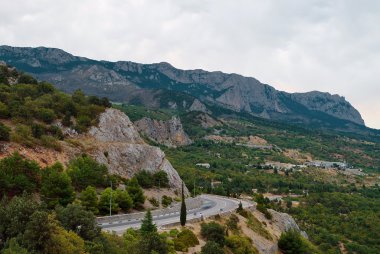 Kırım'da yolda.