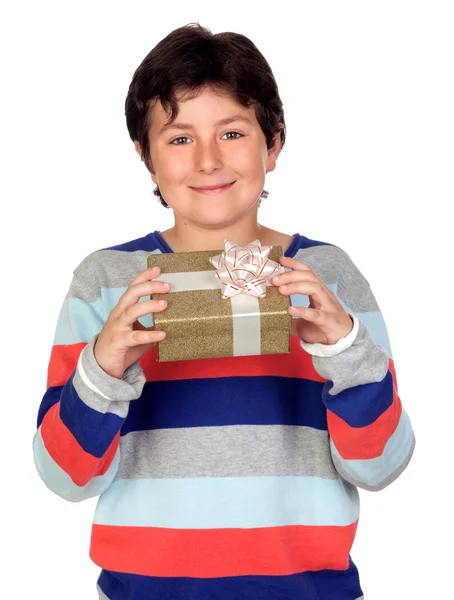 Adorable chico con un regalo — Foto de Stock