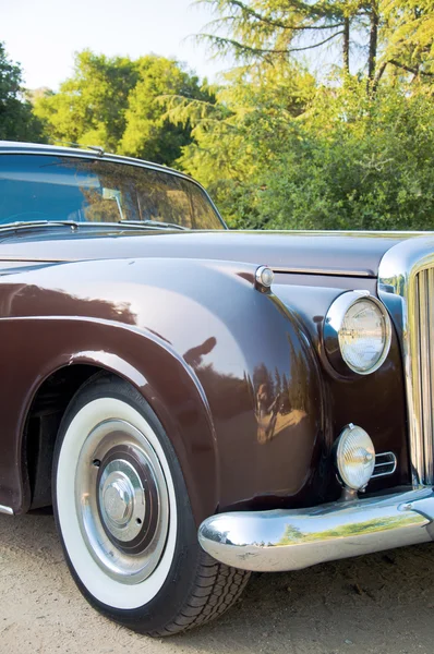 Vintage coche de cerca — Foto de Stock