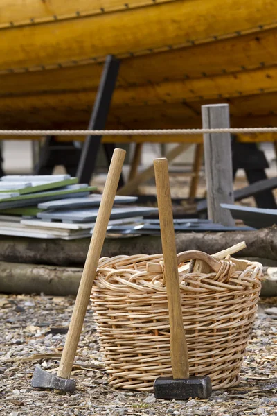 Barca e attrezzi in legno — Foto Stock