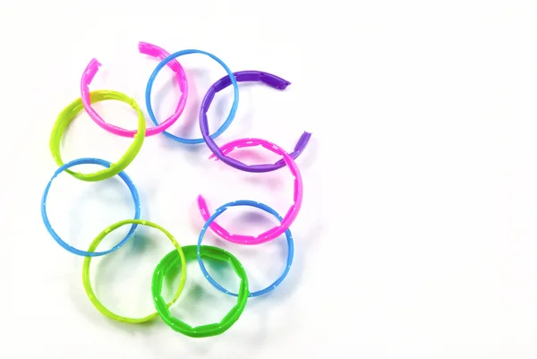 Plastic ringen met elkaar zijn verbonden — Stockfoto