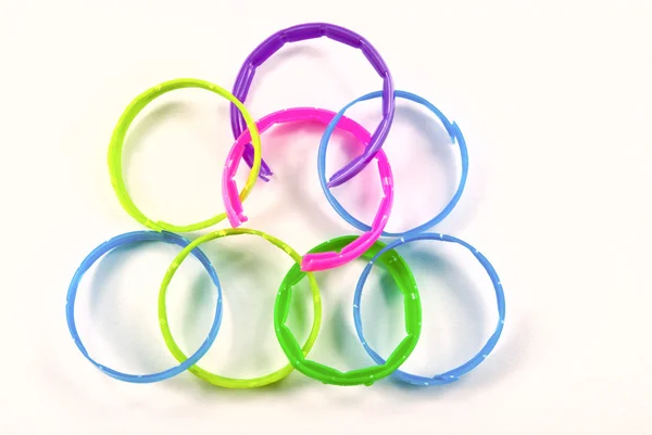 一緒に接続されているプラスチック製のリング — ストック写真