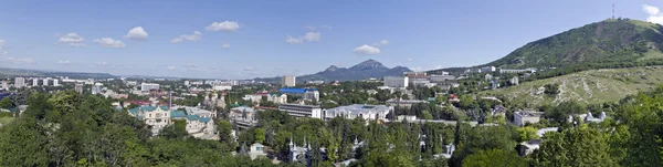 Stadt Pjatigorsk - Sommer. — Stockfoto