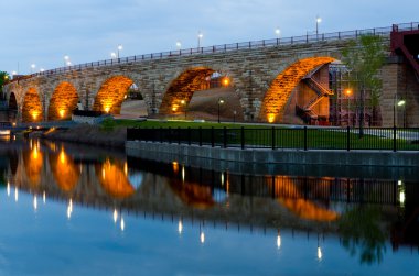 Stone Arch Bridge clipart