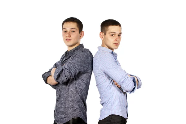 Två killar poserar — Stockfoto