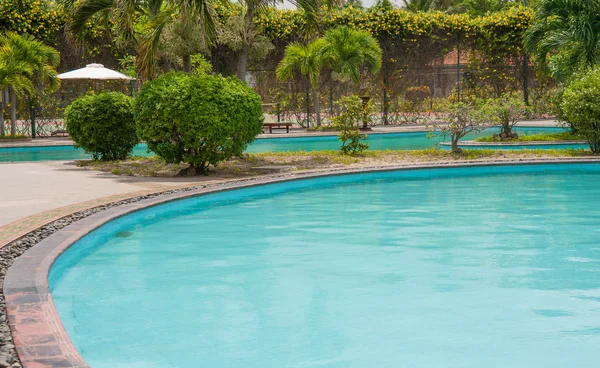 Beach hotel resort swimming pool — Stock Photo, Image