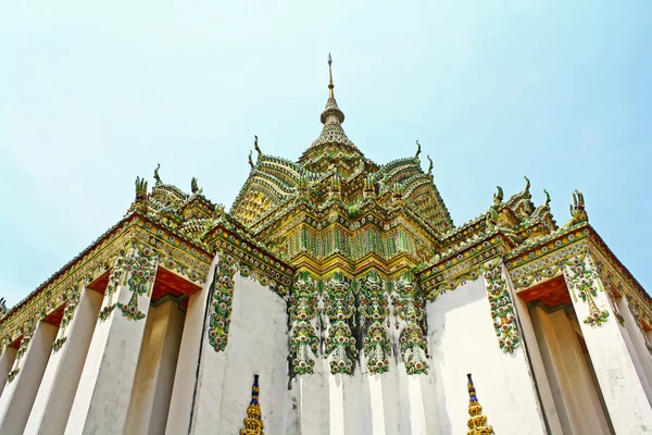 Arte tailandesa em Wat Phra Kaeo, Bangkok . — Fotografia de Stock
