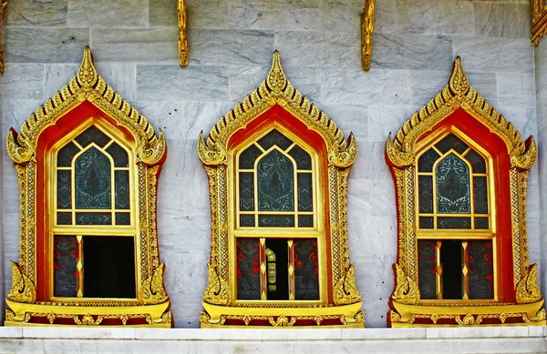 Ταϊλάνδης τέχνη στην πόρτα. — Φωτογραφία Αρχείου