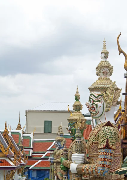 Gigante en Wat Phra Kaew, Bangkok . —  Fotos de Stock