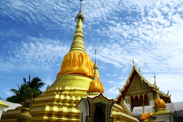 Gyllene pagod. — Stockfoto