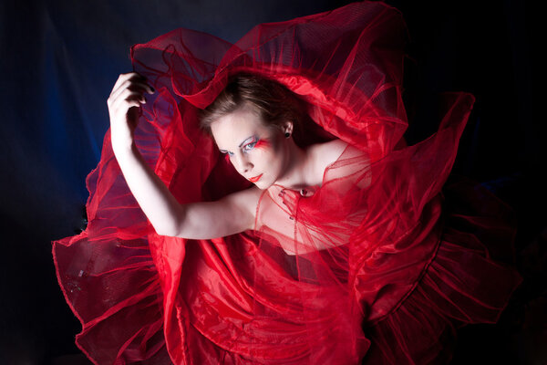 Red red geisha make-up full skirt cabaret grid