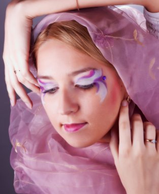 pembe vecih ile kız