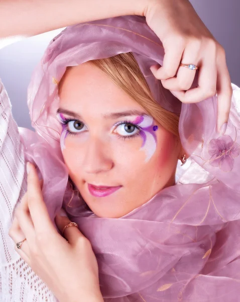 Κορίτσι με ροζ visage — Φωτογραφία Αρχείου