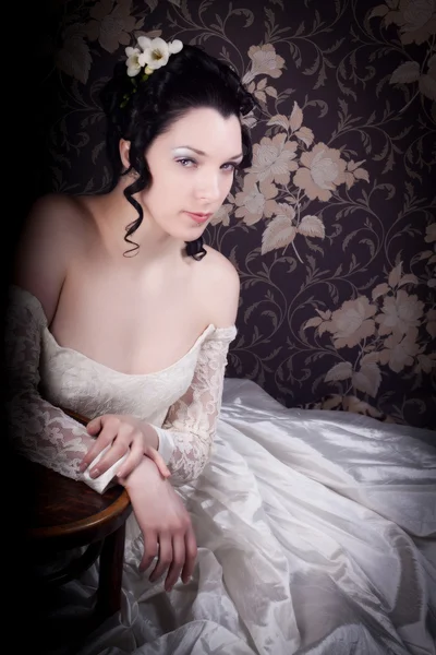 Beautiful girl in Victorian style — Stock Photo, Image