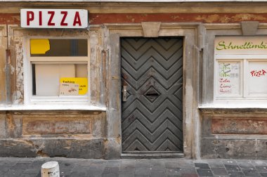 Abandoned pizzeria clipart