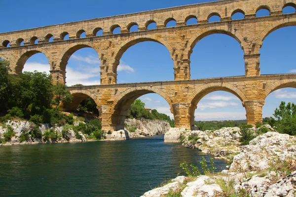 Algemeen beeld van de Pont du Gard (Frankrijk) — Stockfoto